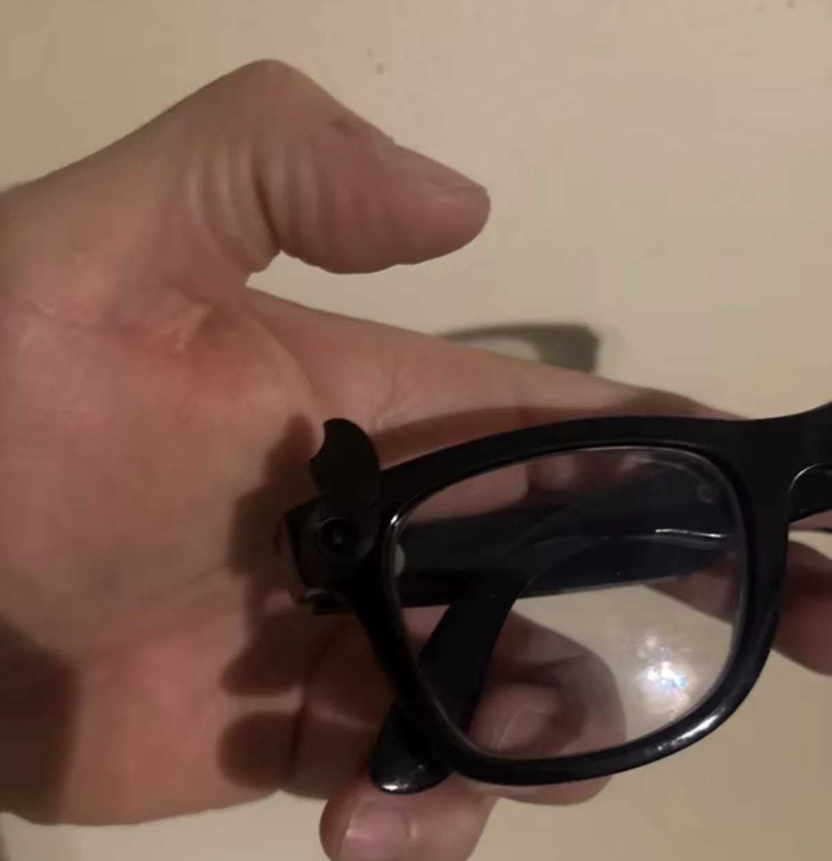 Крышка блокировка LED на очках Ray-Ban - миниатюра 2