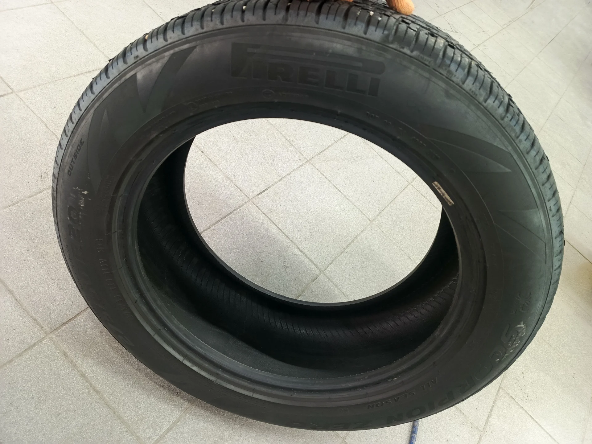 Шины 275/50/r20 - изображение 1