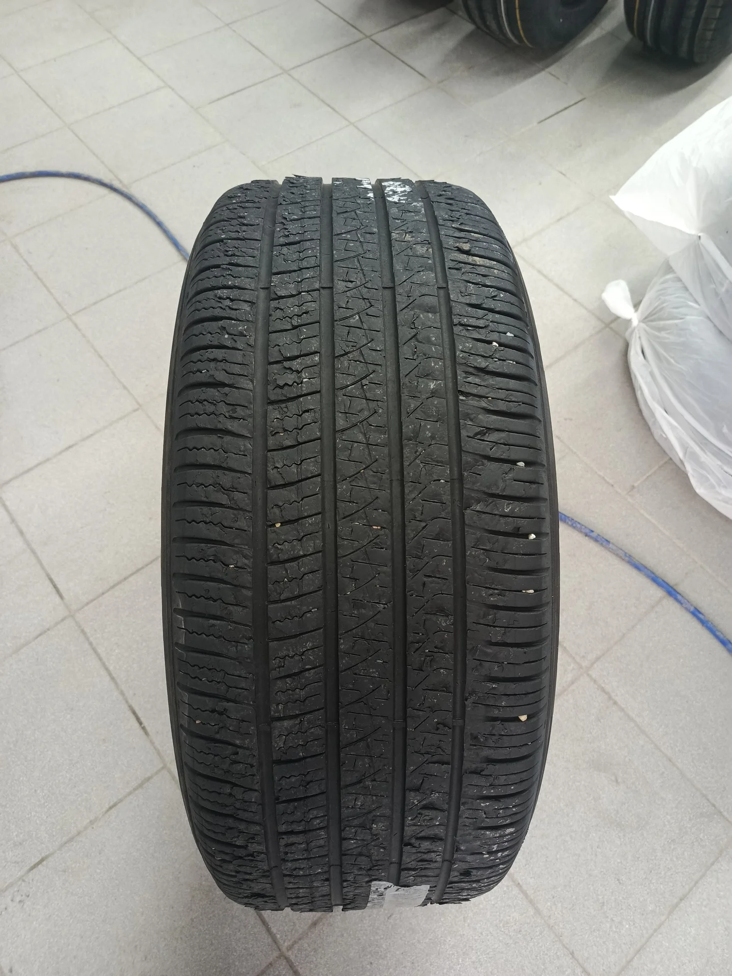 Шины 275/50/r20 - миниатюра 2