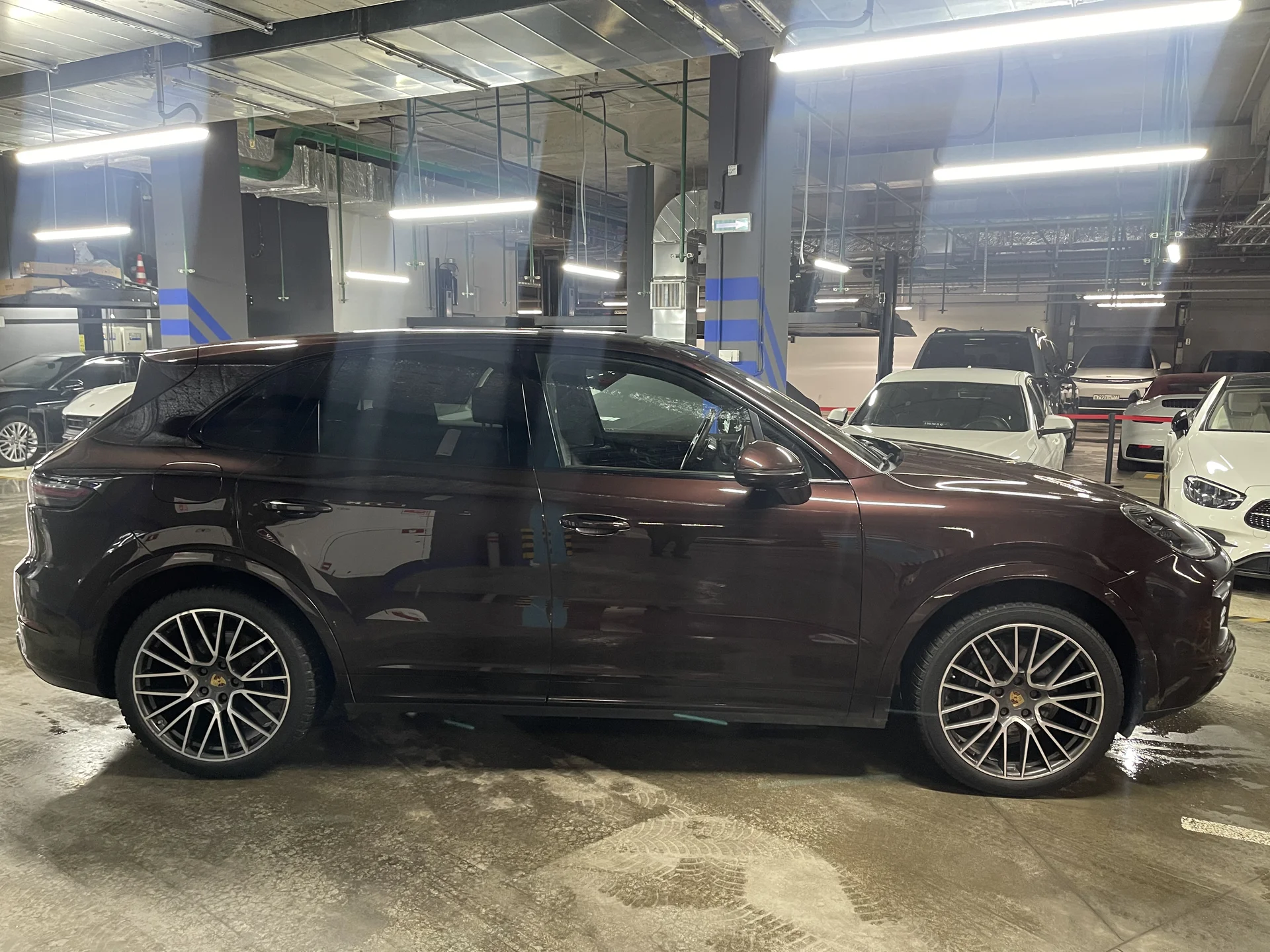 Porsche Cayenne - миниатюра 5