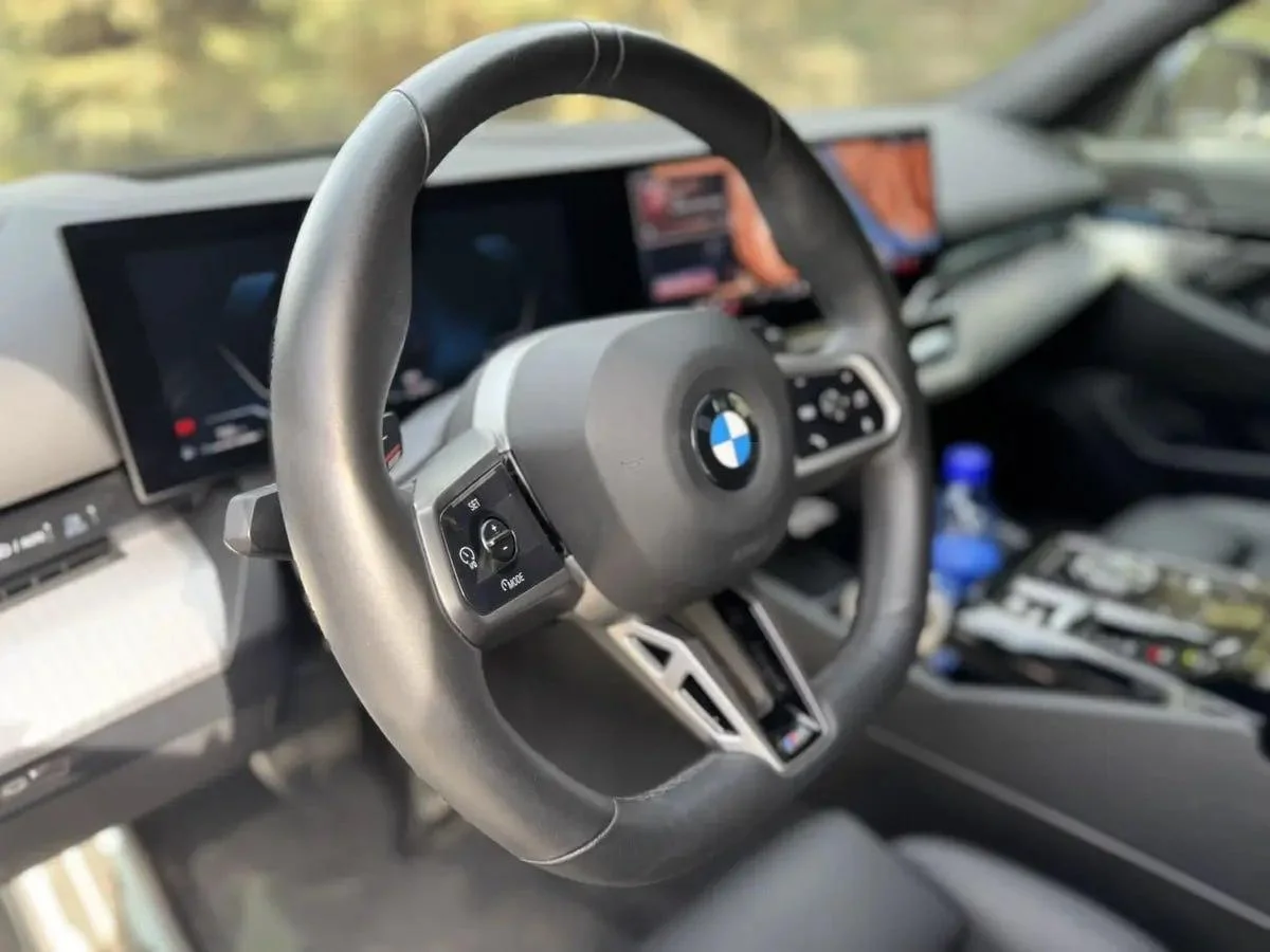 BMW 520i G60 - миниатюра 16