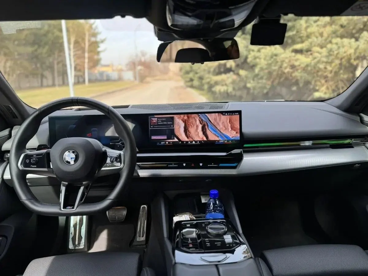 BMW 520i G60 - миниатюра 18