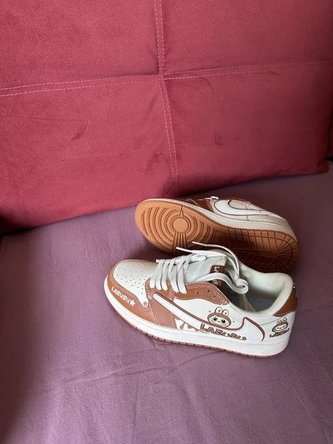 Кроссовки Nike air jordan x Labubu женские - миниатюра 6
