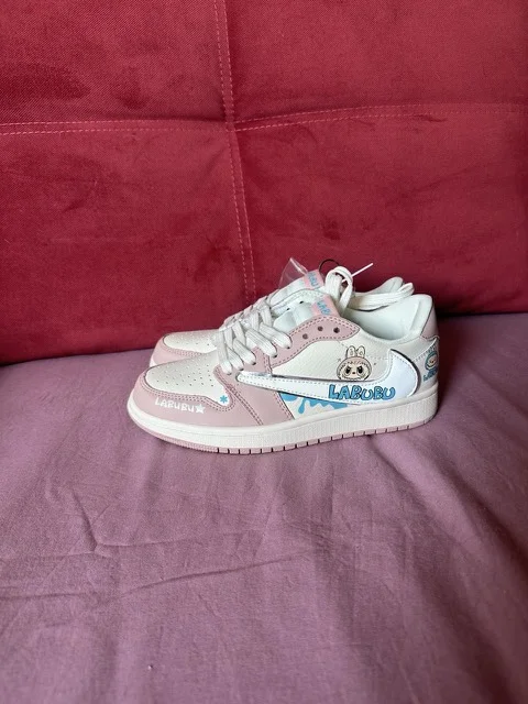 Кроссовки Nike air jordan x Labubu женские - миниатюра 7