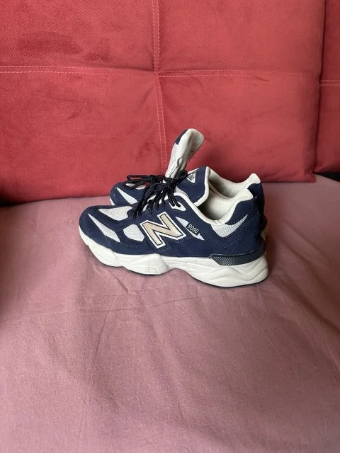 Кроссовки мужские New Balance 9060 спортивные - миниатюра 2