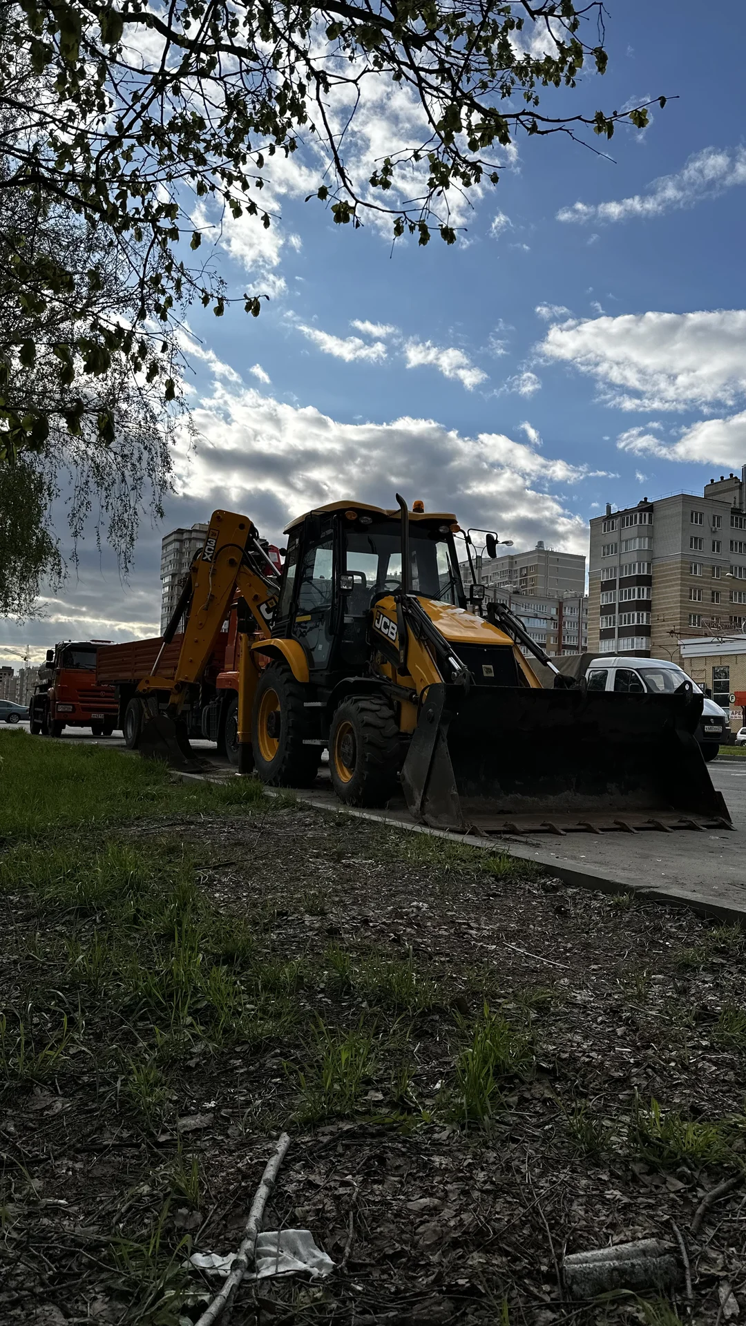 Аренда экскаватора погрузчика - миниатюра 3