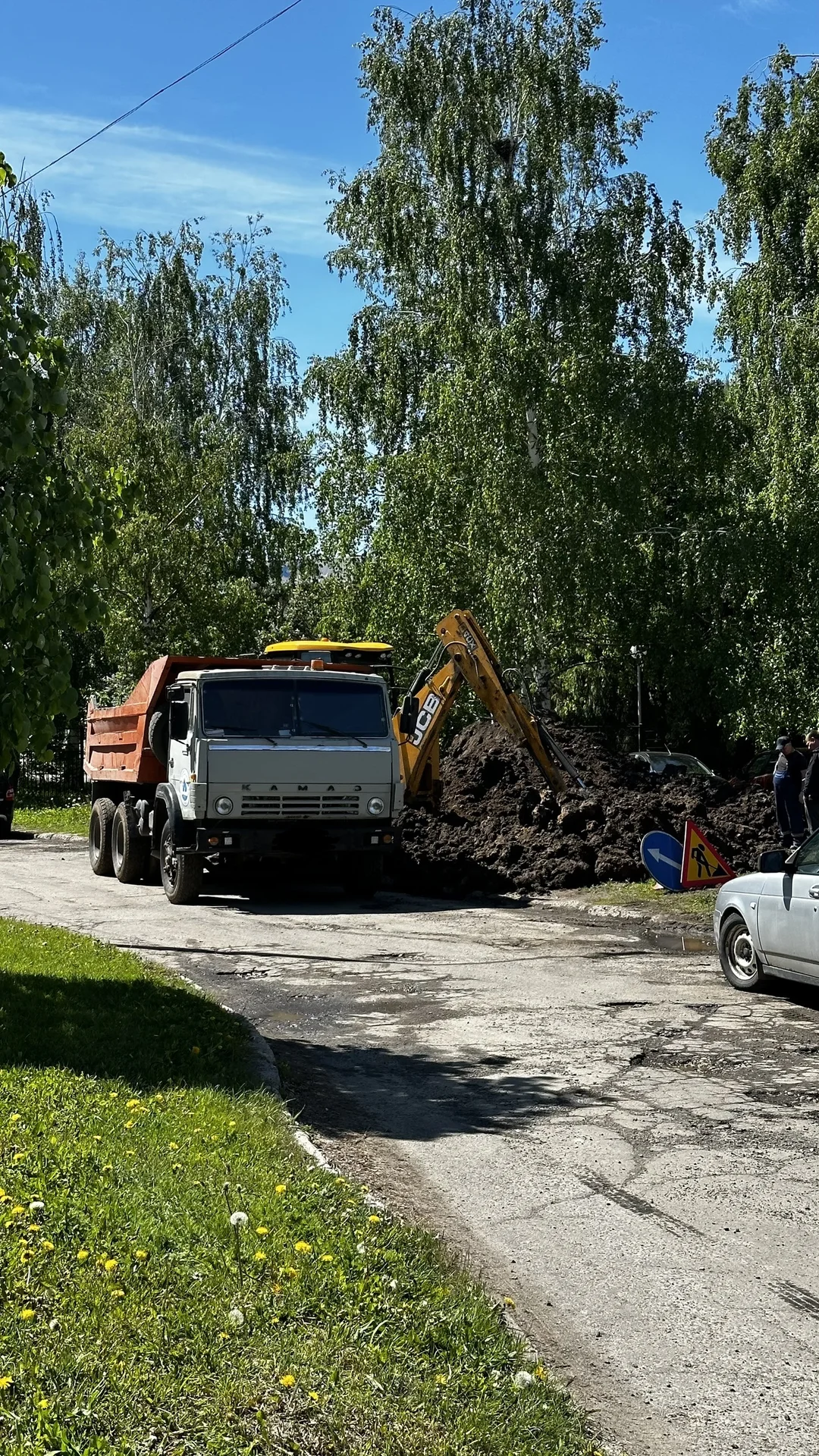 Аренда экскаватора погрузчика - миниатюра 9