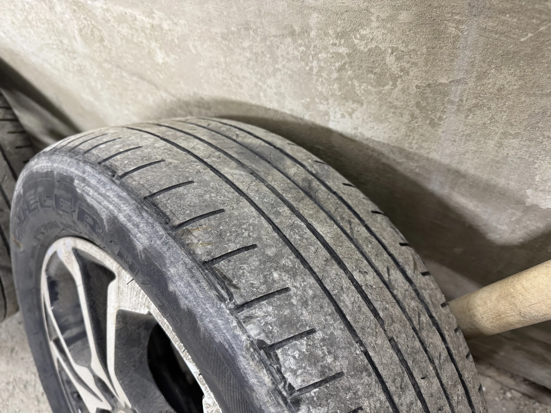 Летняя резина Bridgestone Dueler 215/60 R17 - миниатюра 5