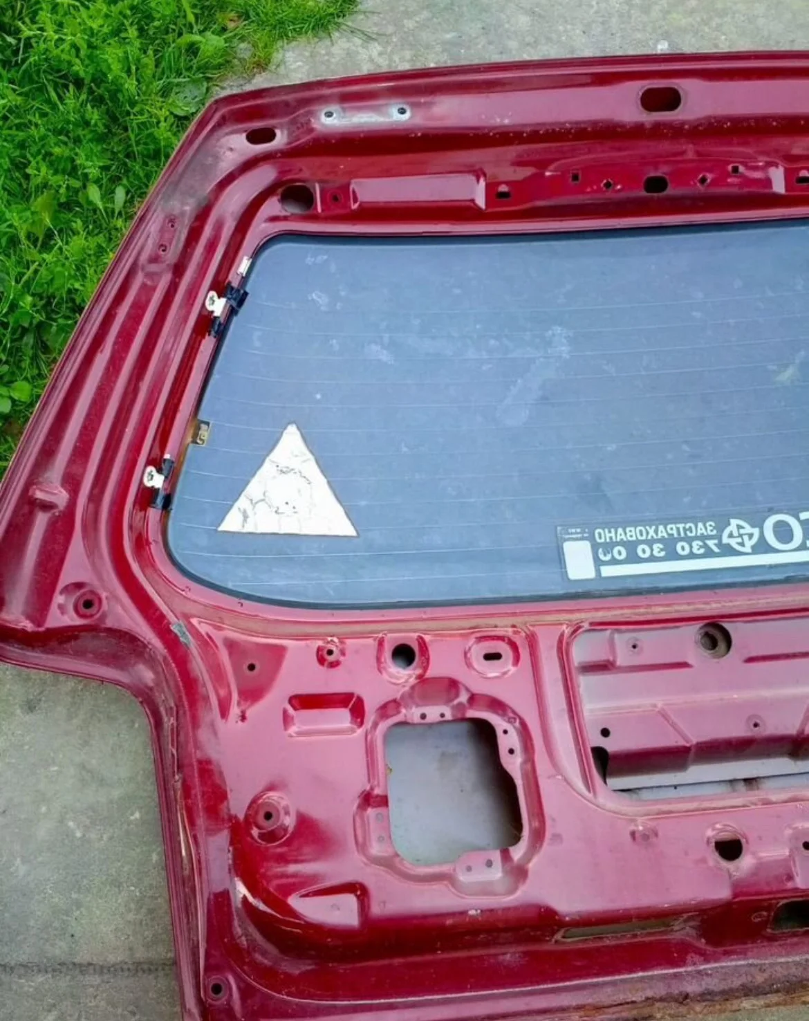 Крышка багажника Subaru Forester - миниатюра 7