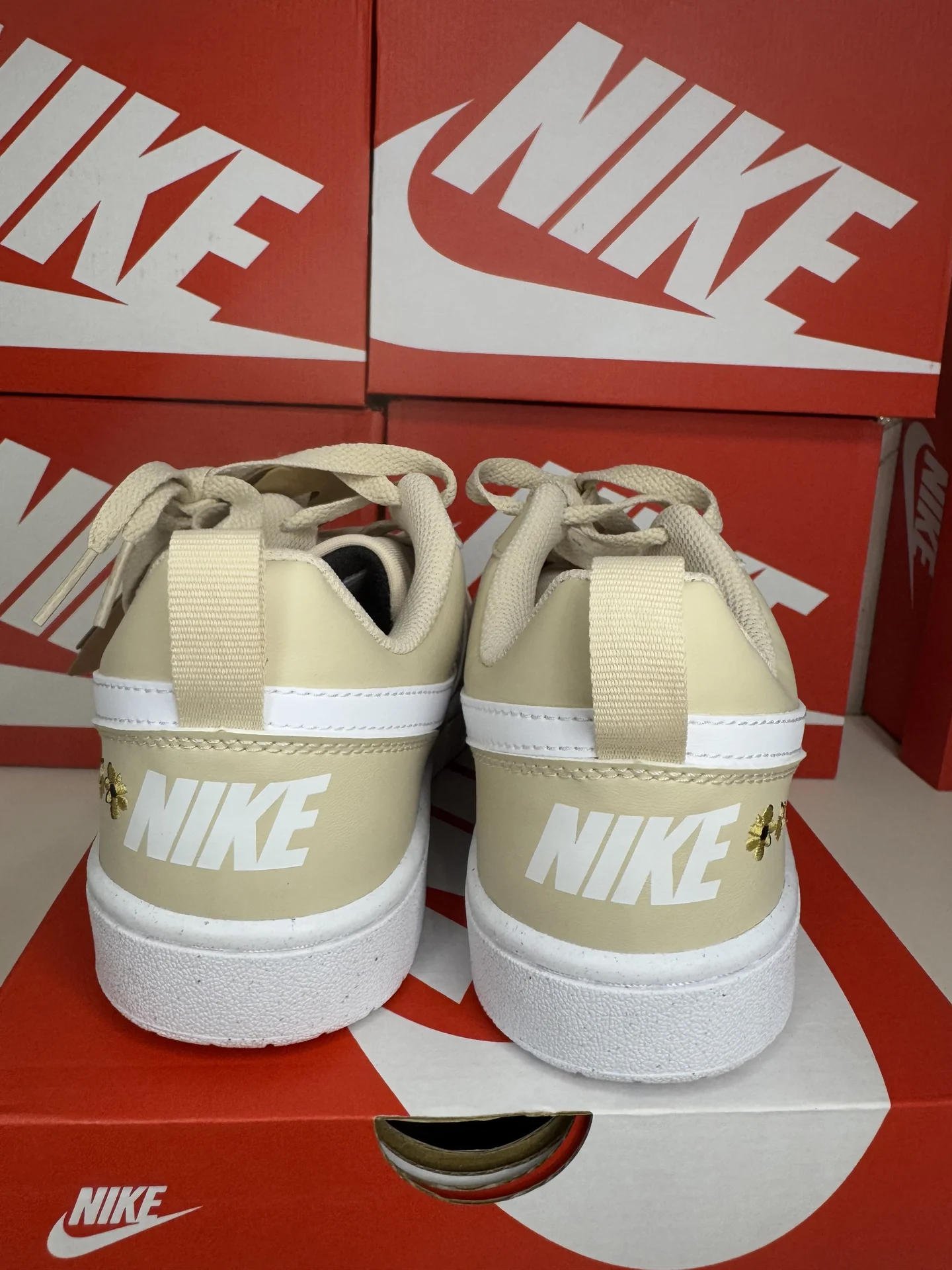 Кроссовки женские Nike court - миниатюра 4