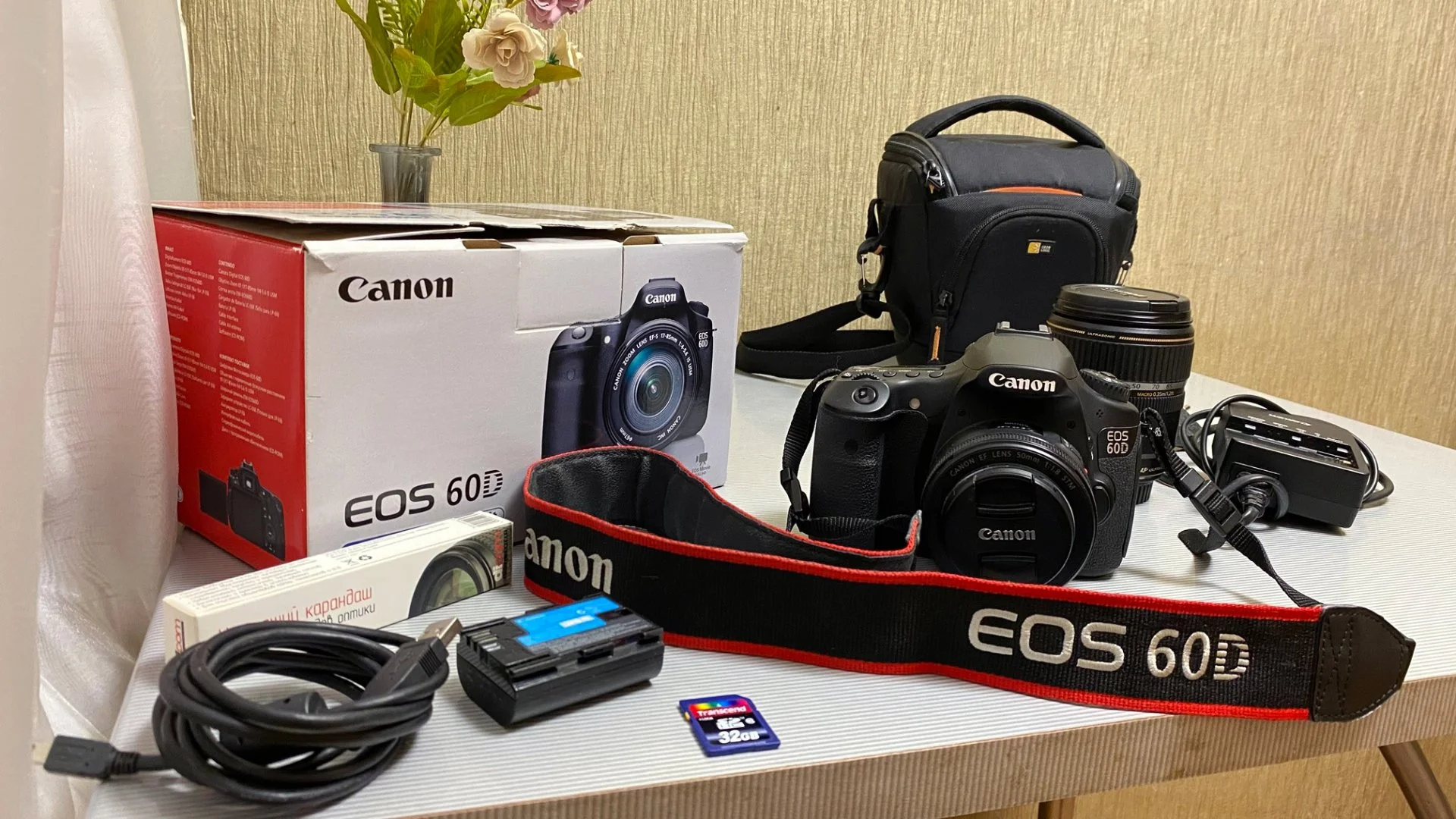 Фотоаппарат Canon EOS 60D с объективами - миниатюра 3