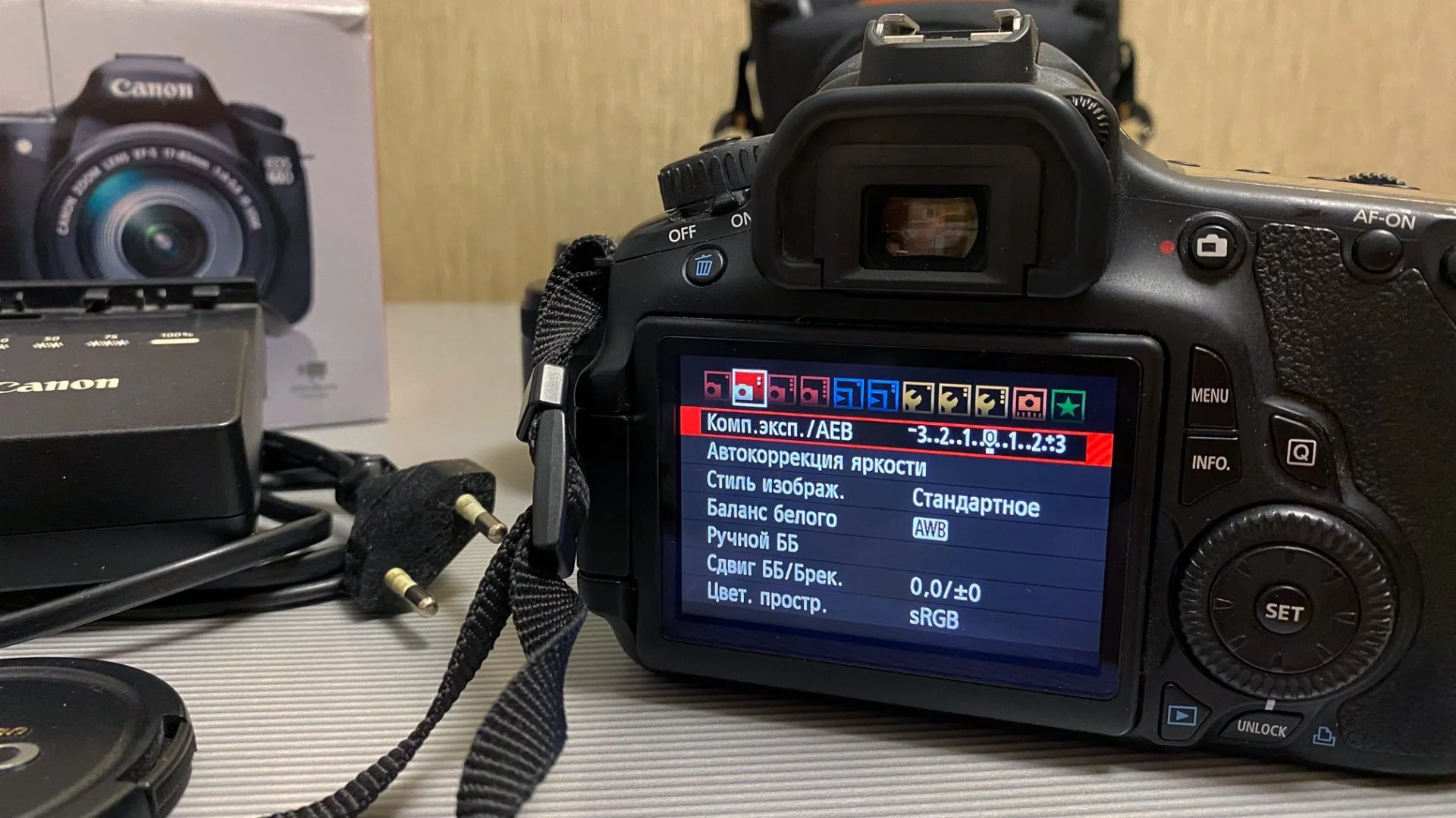 Фотоаппарат Canon EOS 60D с объективами - миниатюра 8