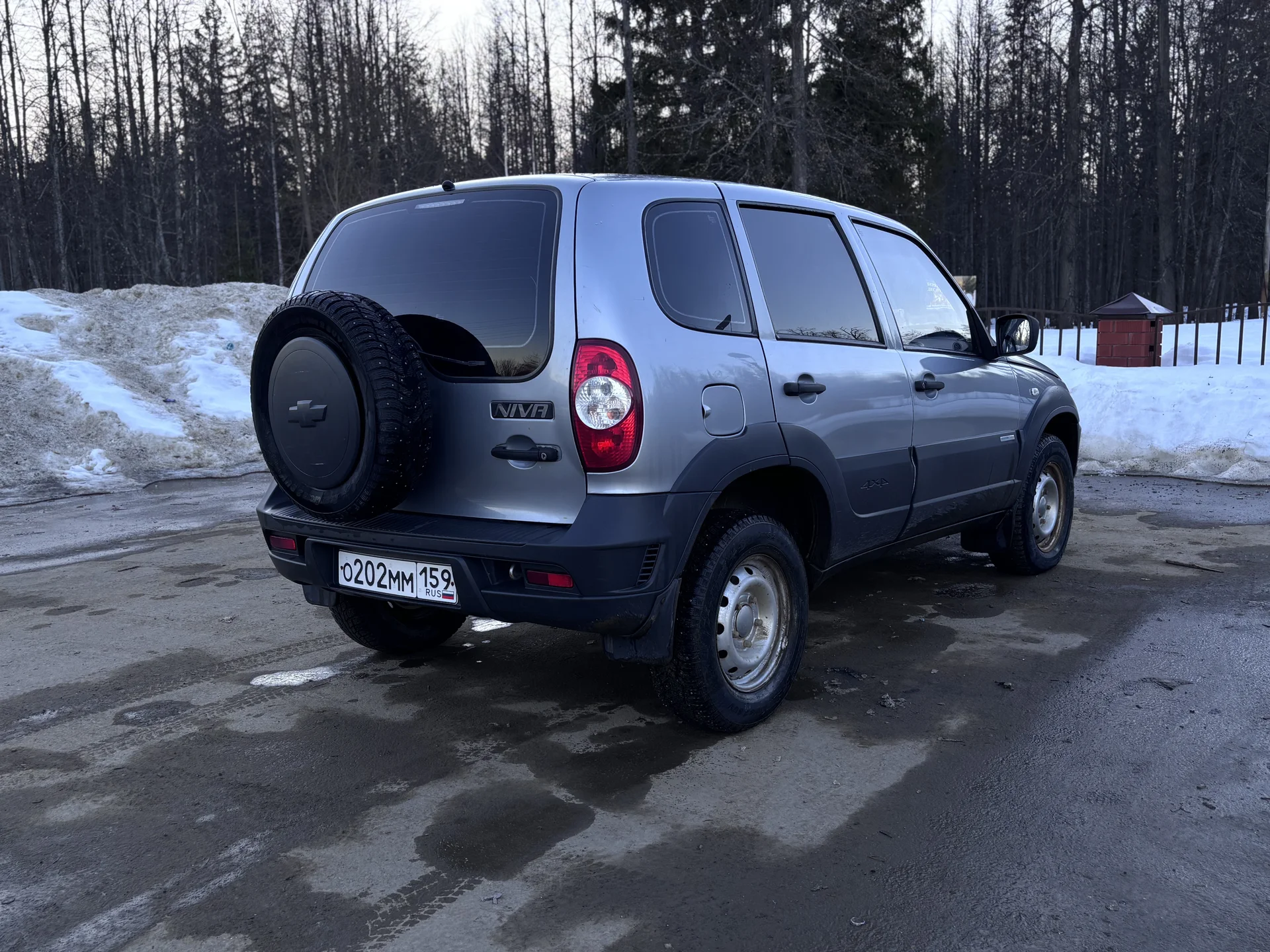 Продажа машины Chevrolet Niva 2014 года - миниатюра 4