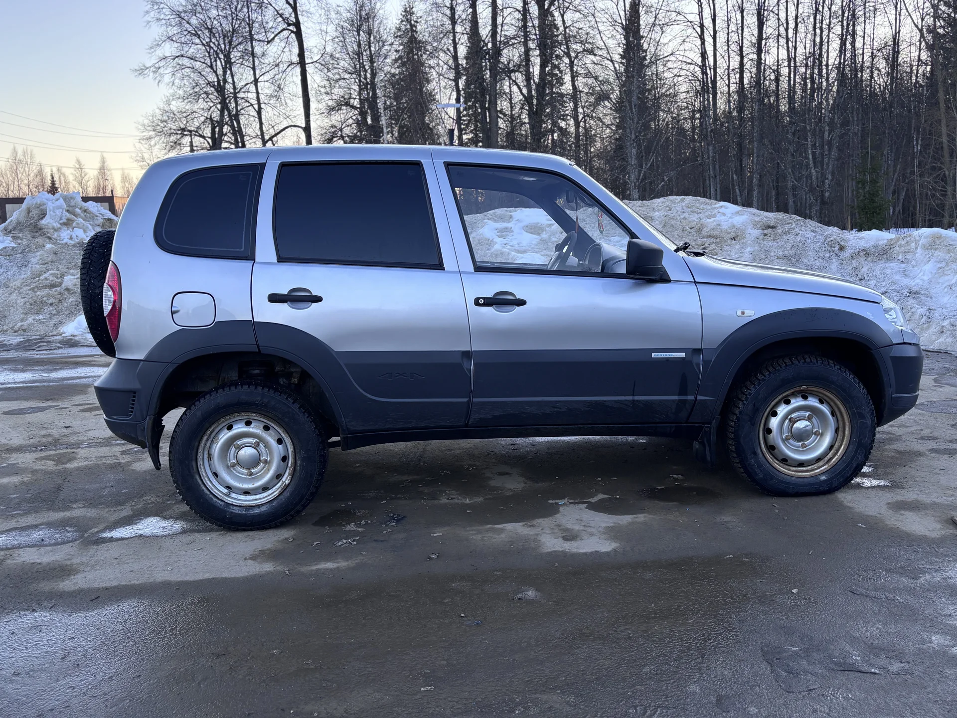 Продажа машины Chevrolet Niva 2014 года - миниатюра 5