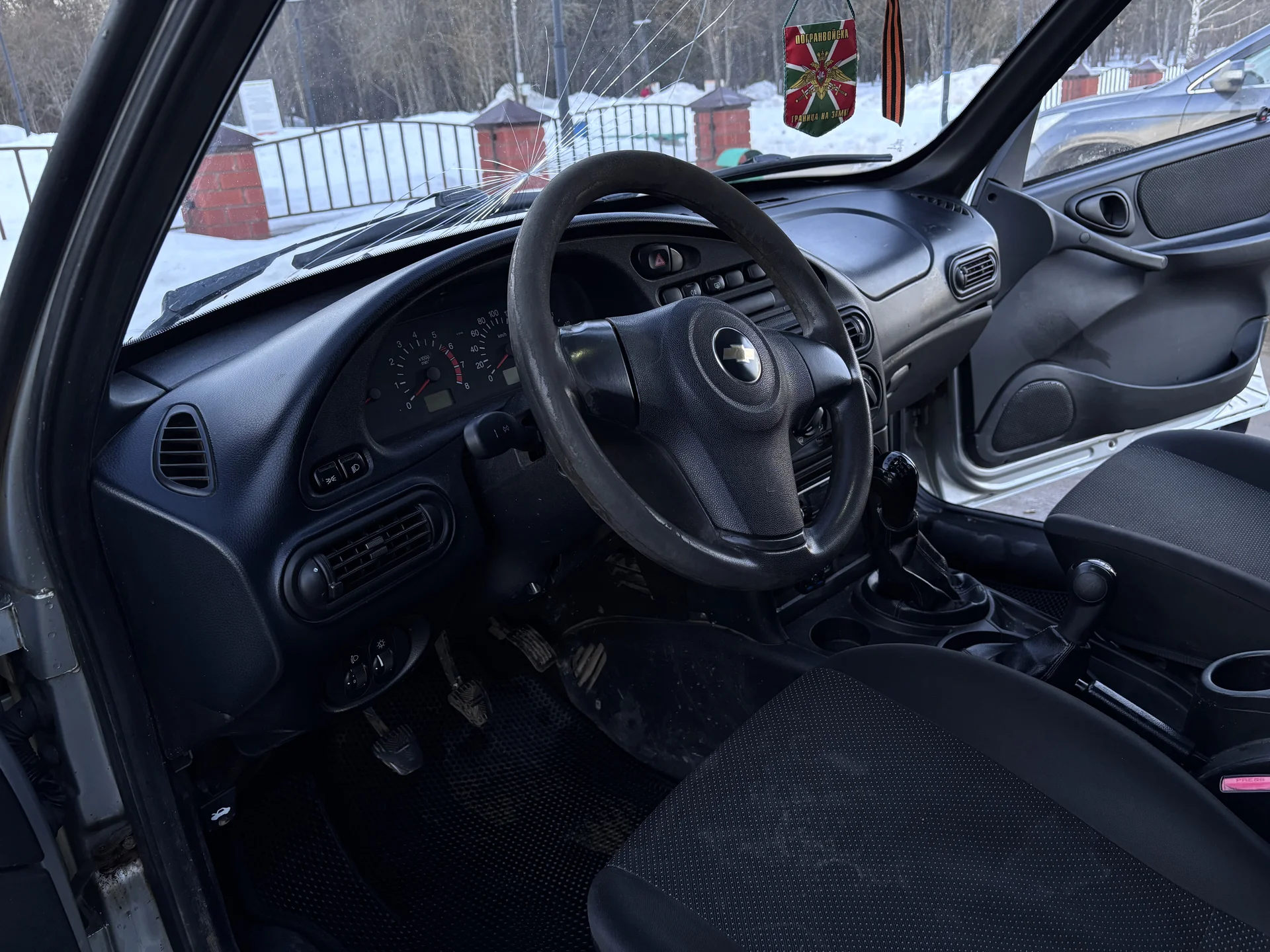 Продажа машины Chevrolet Niva 2014 года - миниатюра 9