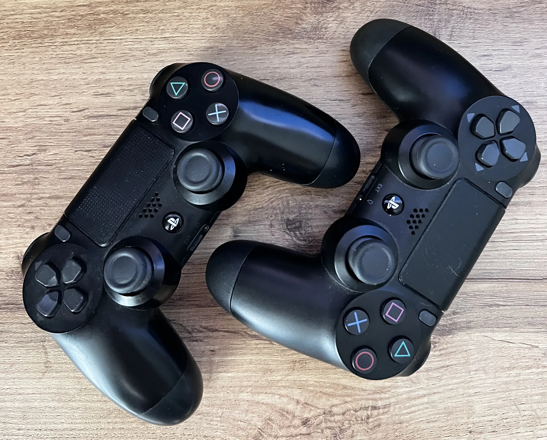 Джойстик Sony PS4 - изображение 1