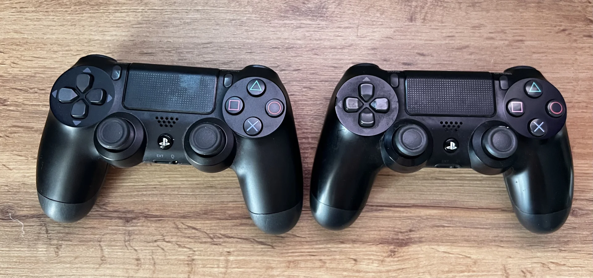 Джойстик Sony PS4 - миниатюра 5