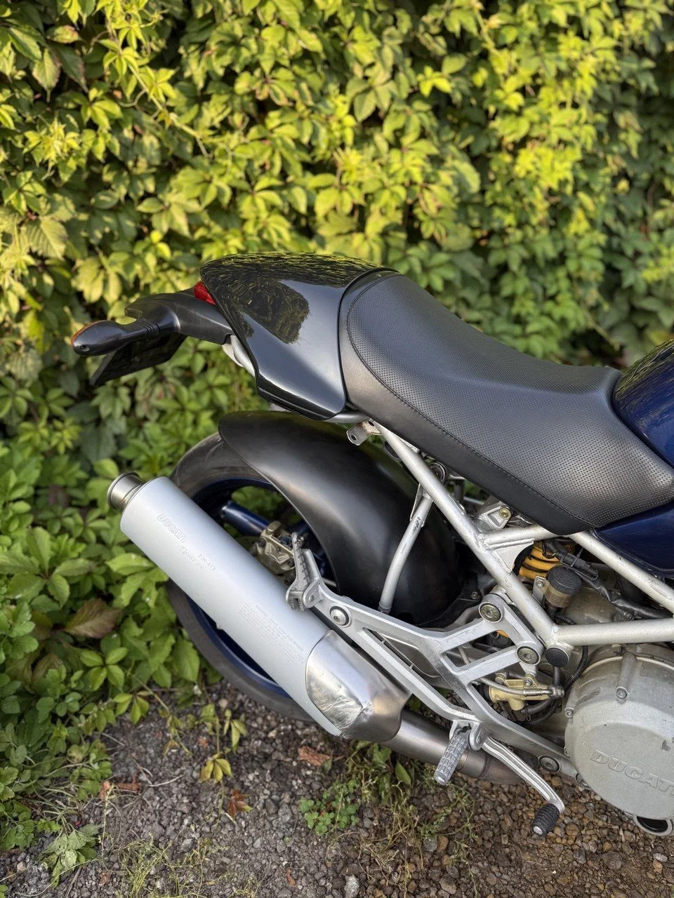 Ducati Monster M400 - миниатюра 4