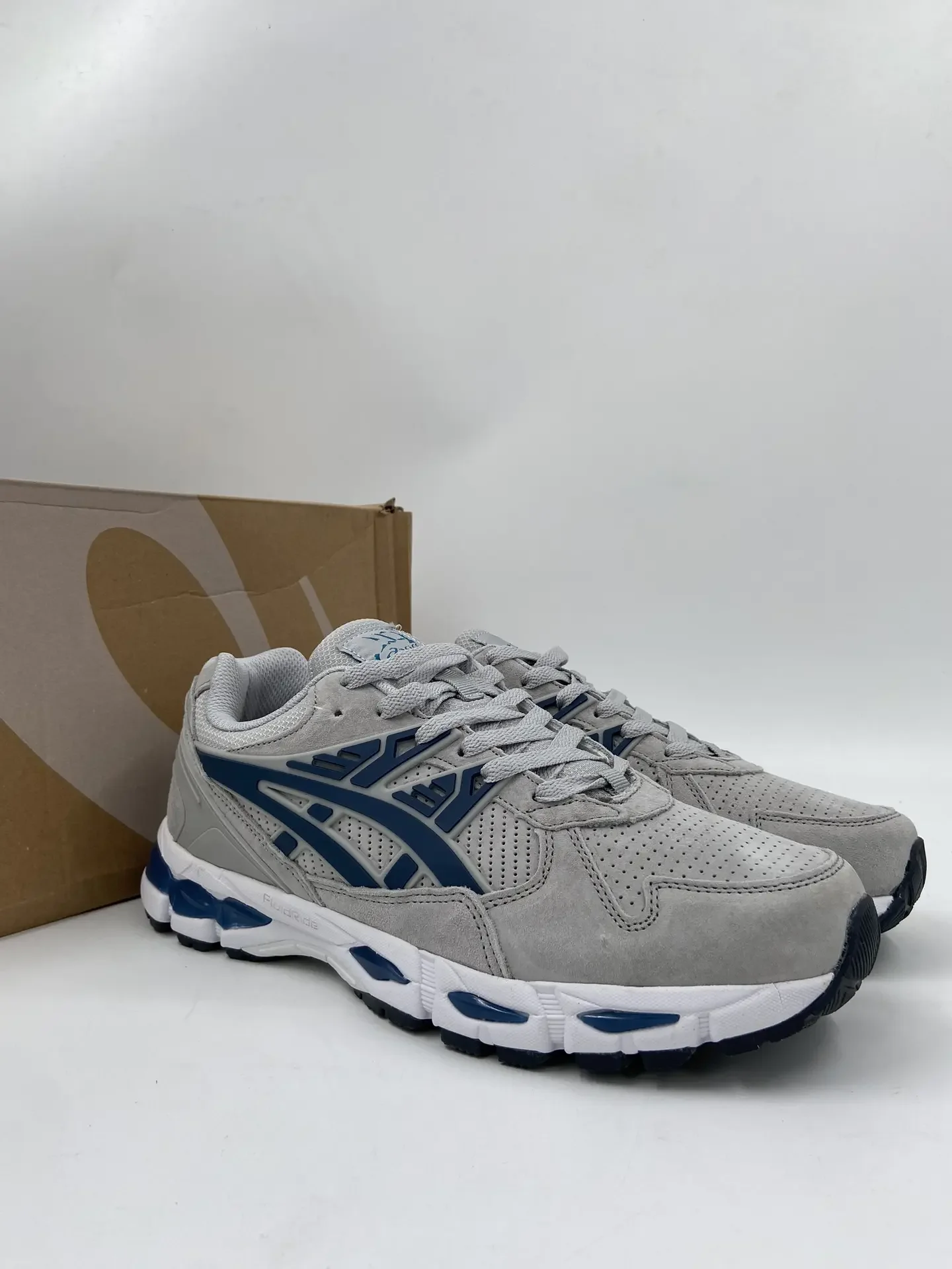 Кроссовки Asics Guidance Line Gel - изображение 1