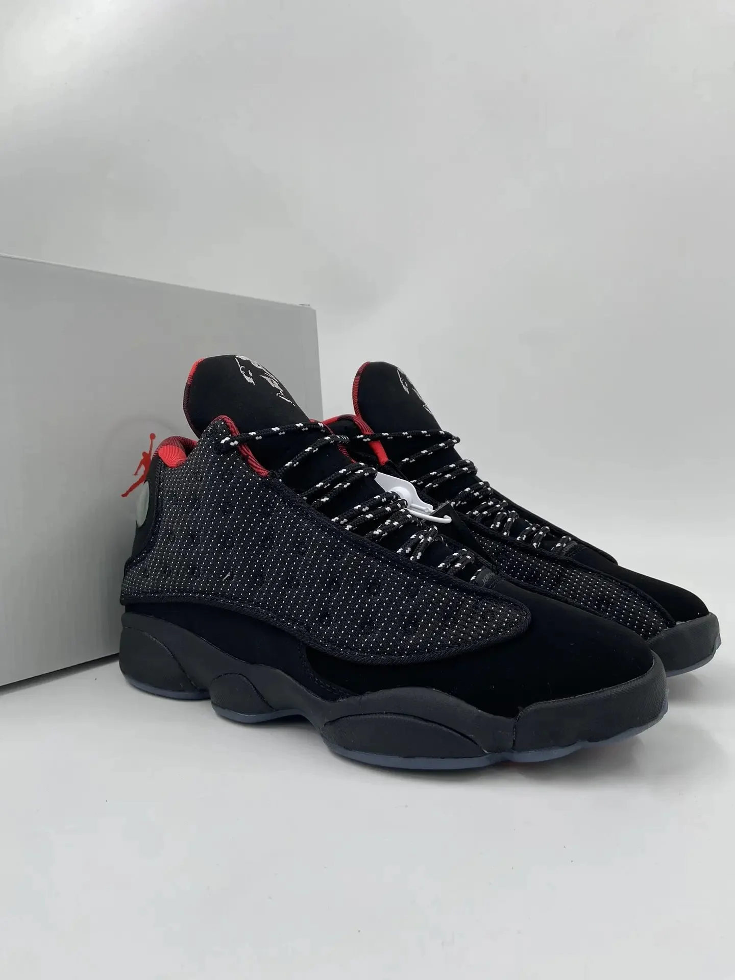 Кроссовки Jordan 12 черные, размеры 41-46 - миниатюра 4