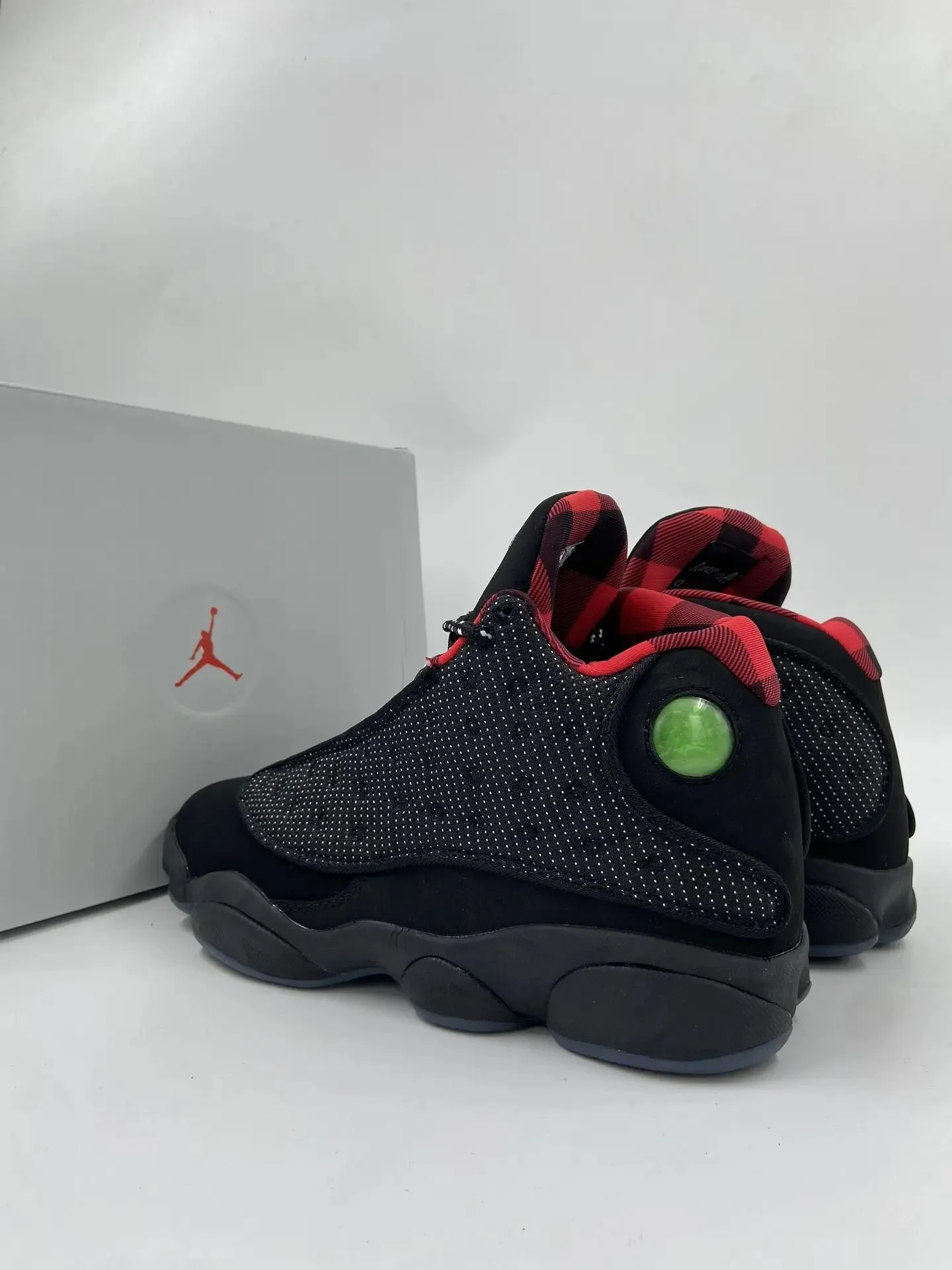 Кроссовки Jordan 12 черные, размеры 41-46 - миниатюра 5