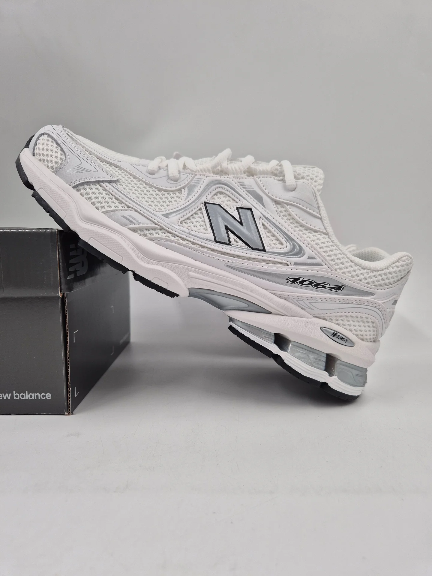 Кроссовки New Balance 1064 размеры 41-45 EUR - миниатюра 2