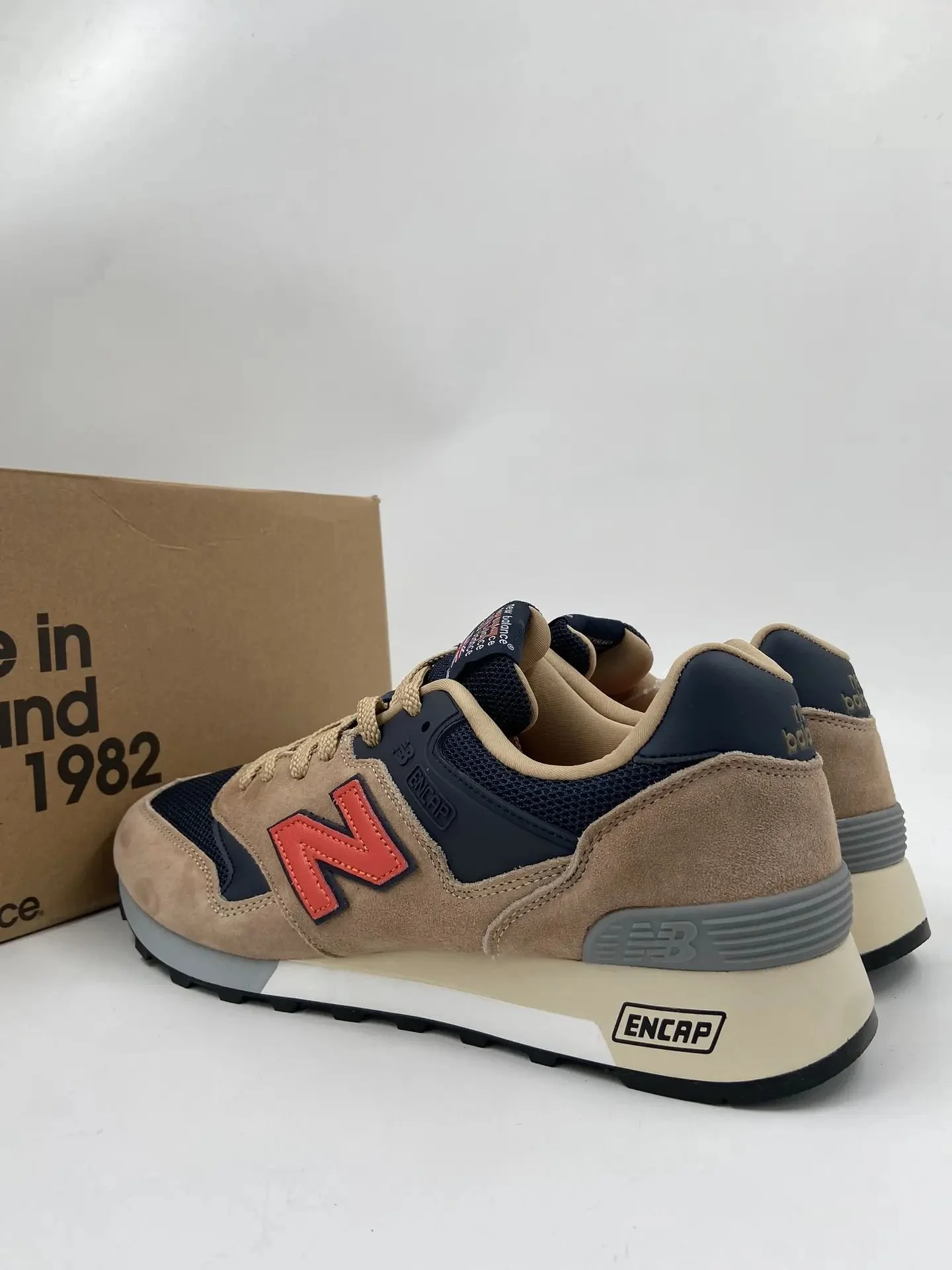 Кроссовки New Balance 577 Brown размеры 41-45 EUR - миниатюра 2