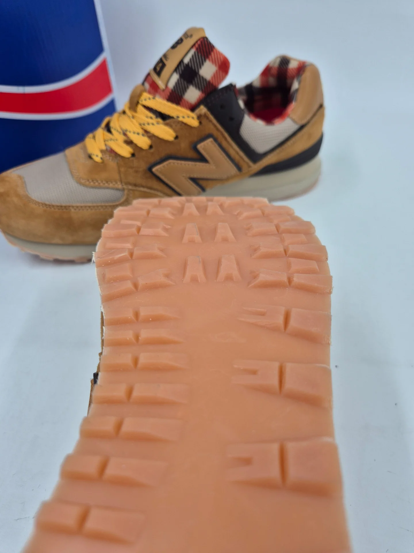 Кроссовки New Balance 574 orange размеры 41-46 - миниатюра 14