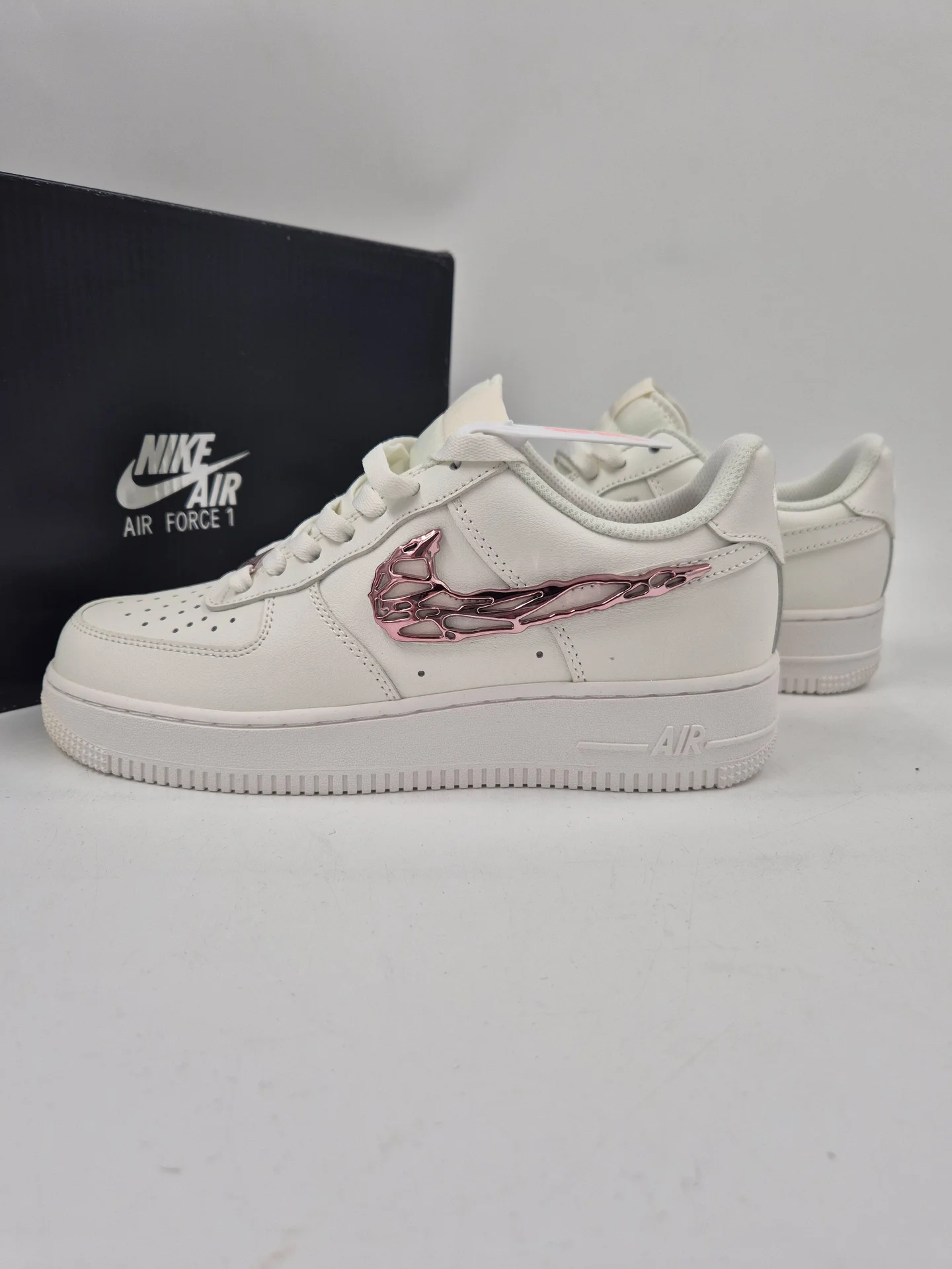Кроссовки Nike Air Force 1 размеры 36-41 EUR - миниатюра 3