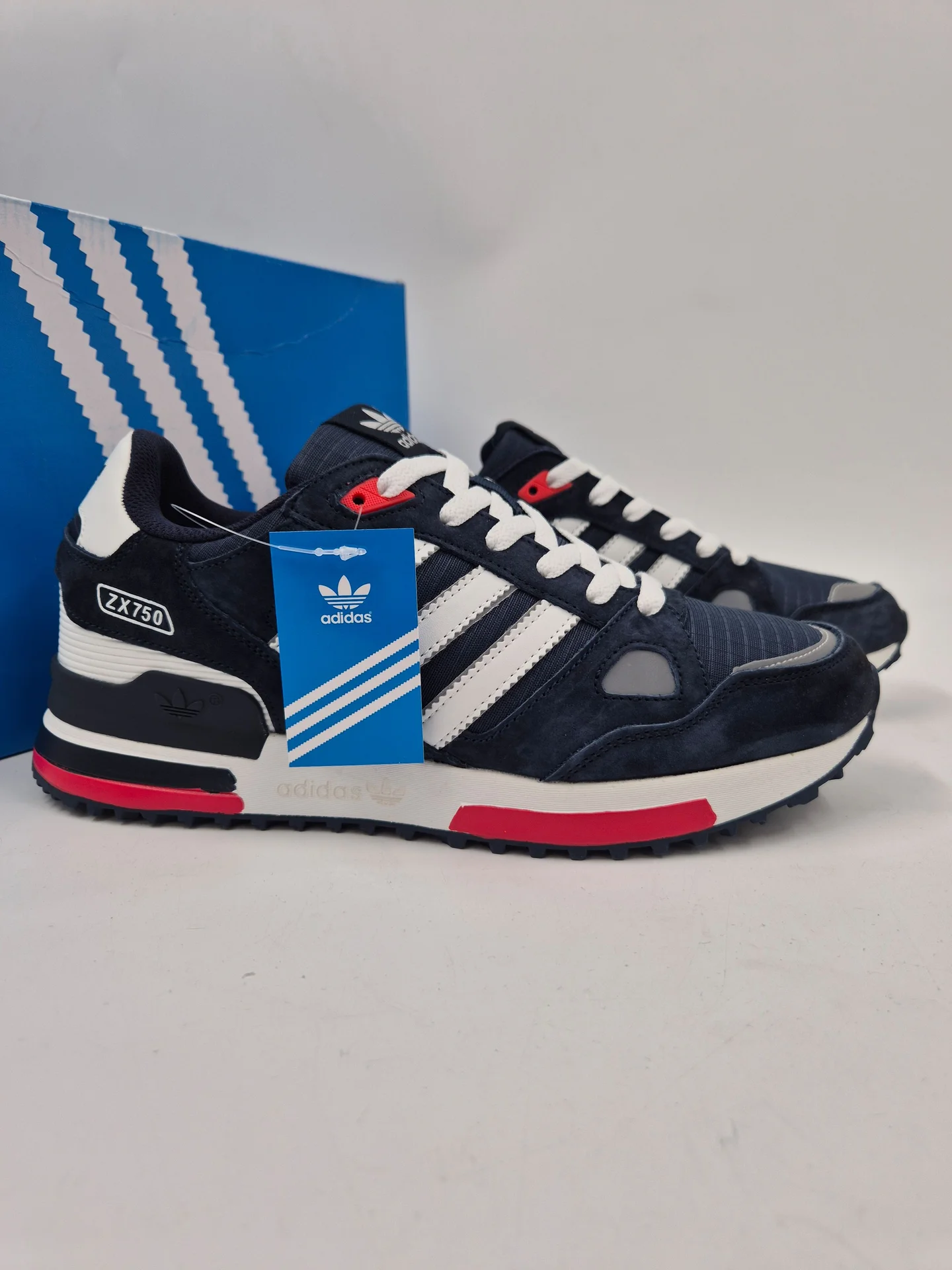 Кроссовки Adidas ZX750 размеры 41-46 EUR - миниатюра 3