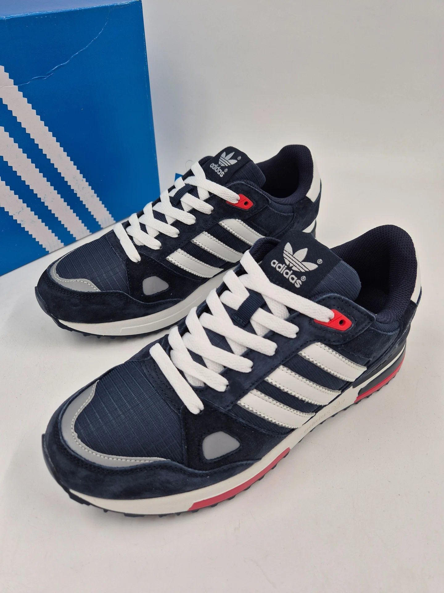 Кроссовки Adidas ZX750 размеры 41-46 EUR - миниатюра 8