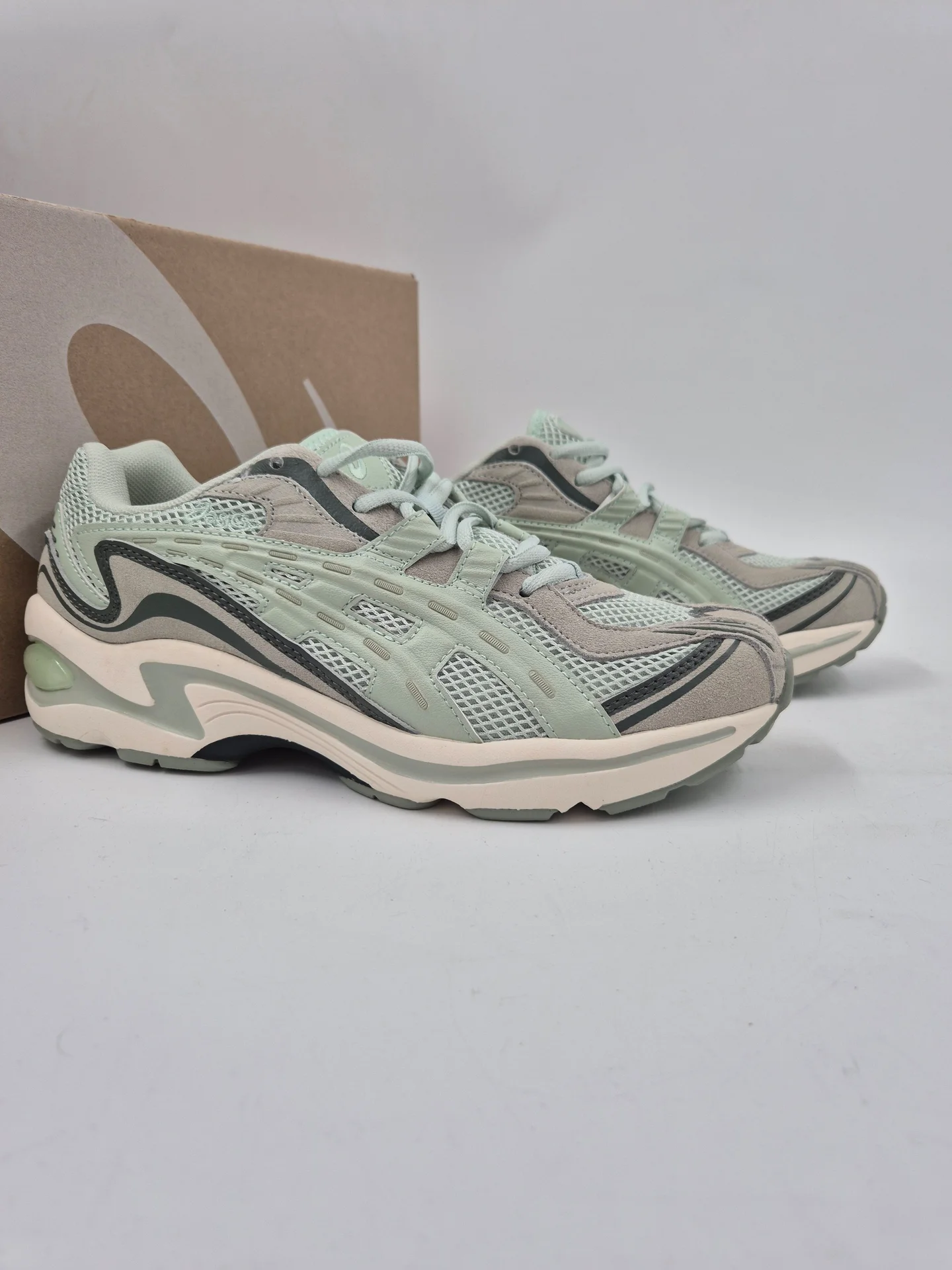 Кроссовки Asics 41-45 размеры - миниатюра 3