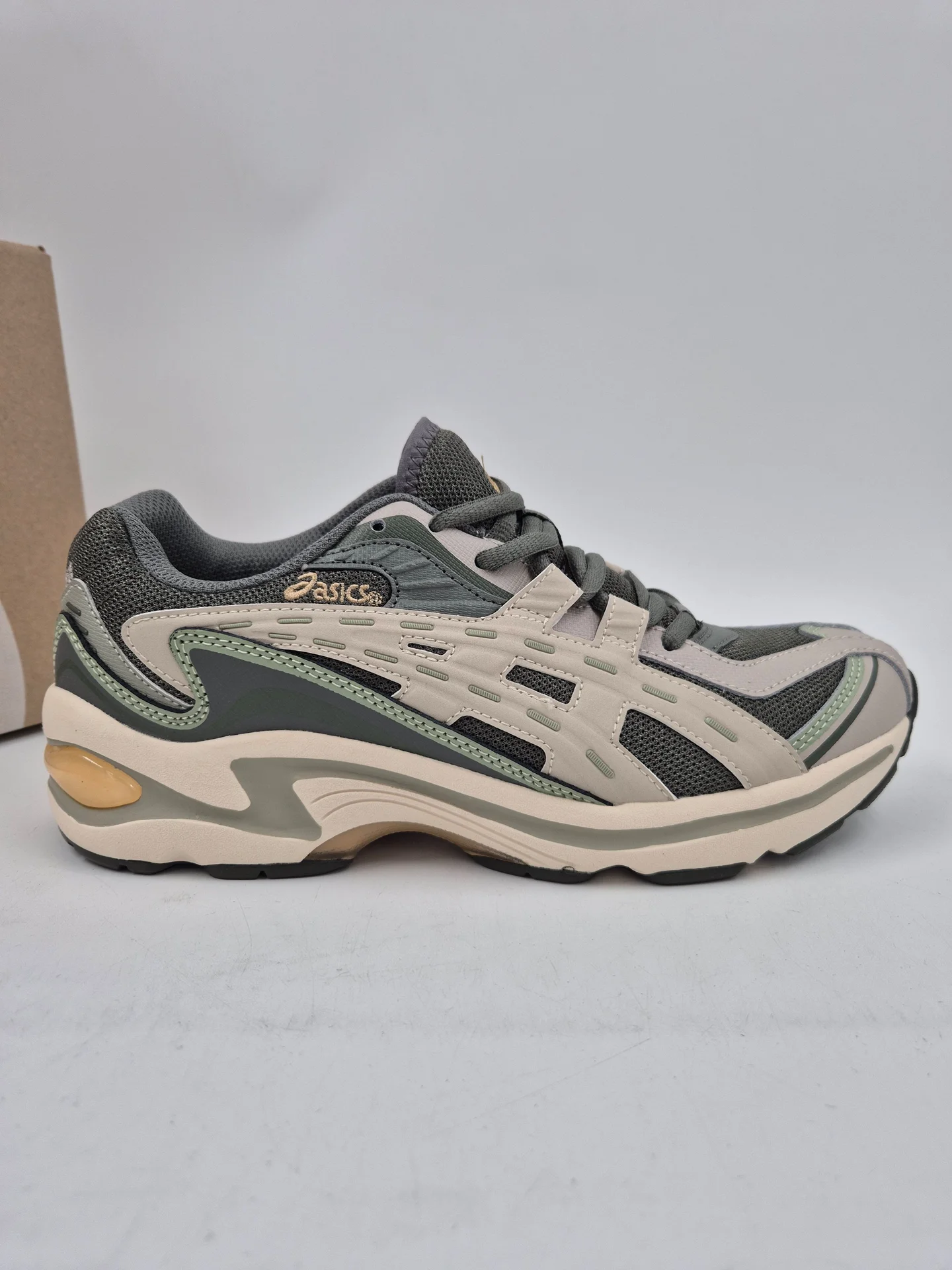 Кроссовки Asics premium размеры 41-45 EUR - миниатюра 6