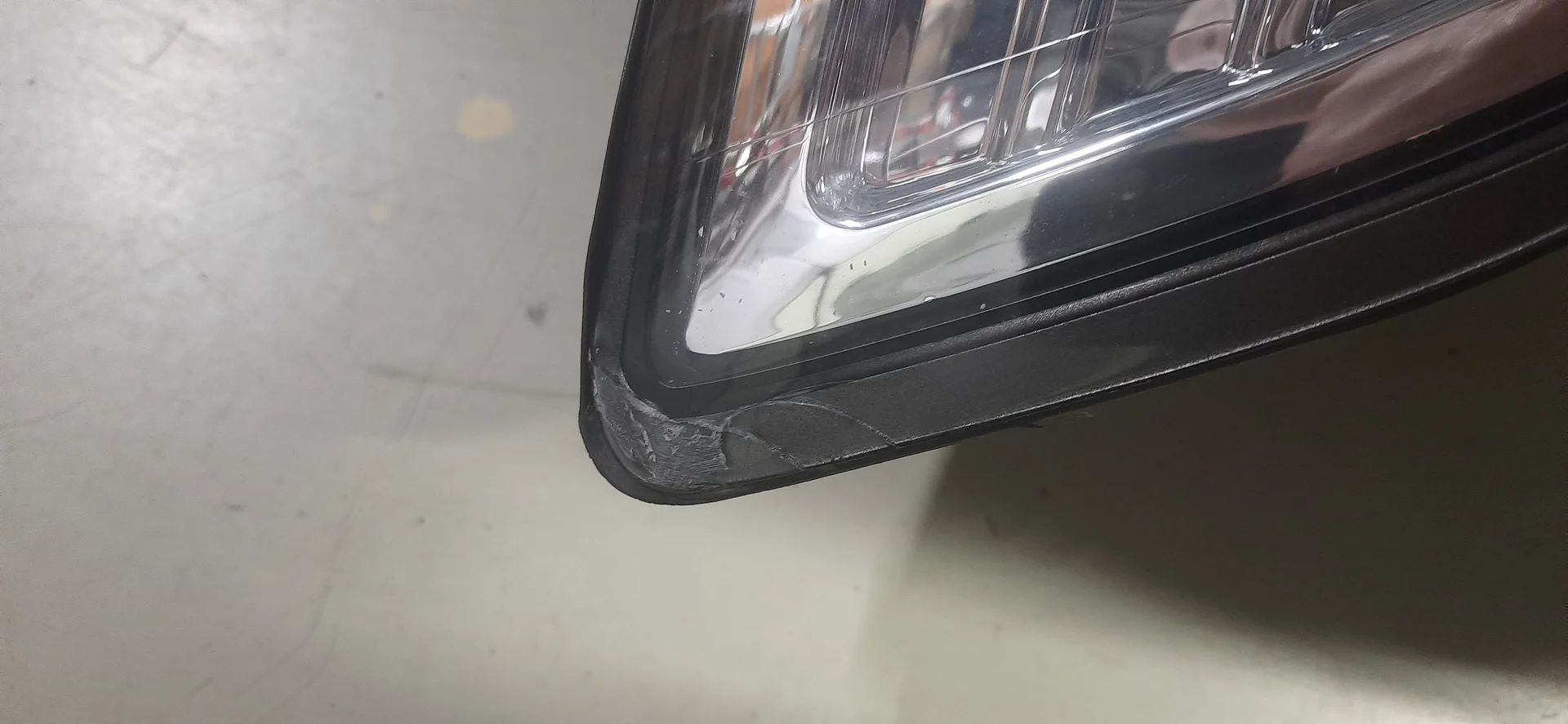 Фары для Nissan Elgrand n51 - миниатюра 3