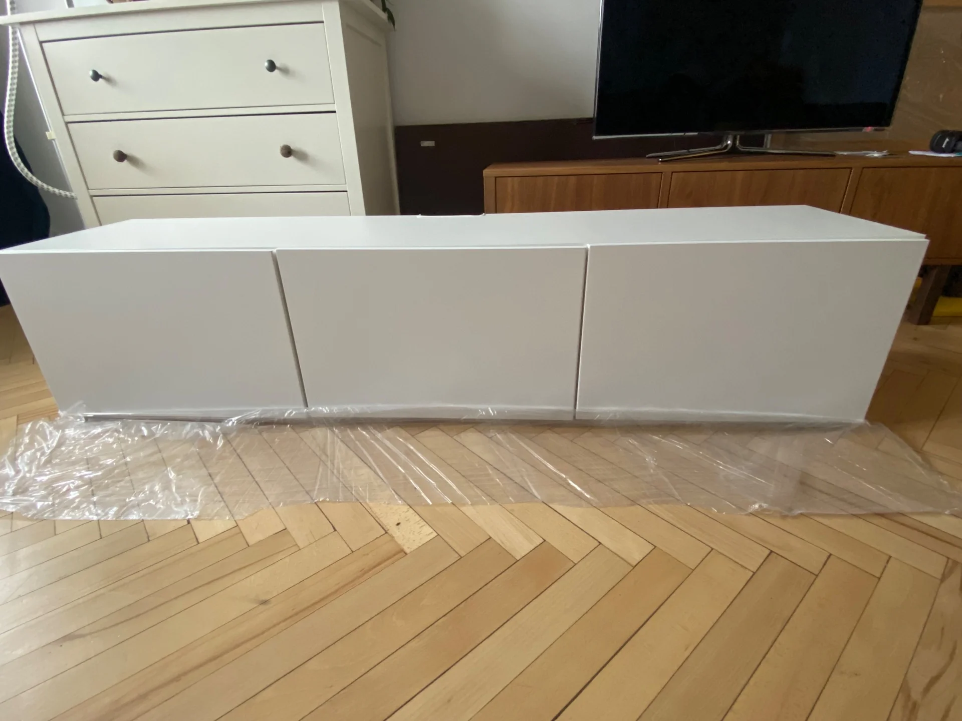 Тумба под тв IKEA Besta - изображение 1