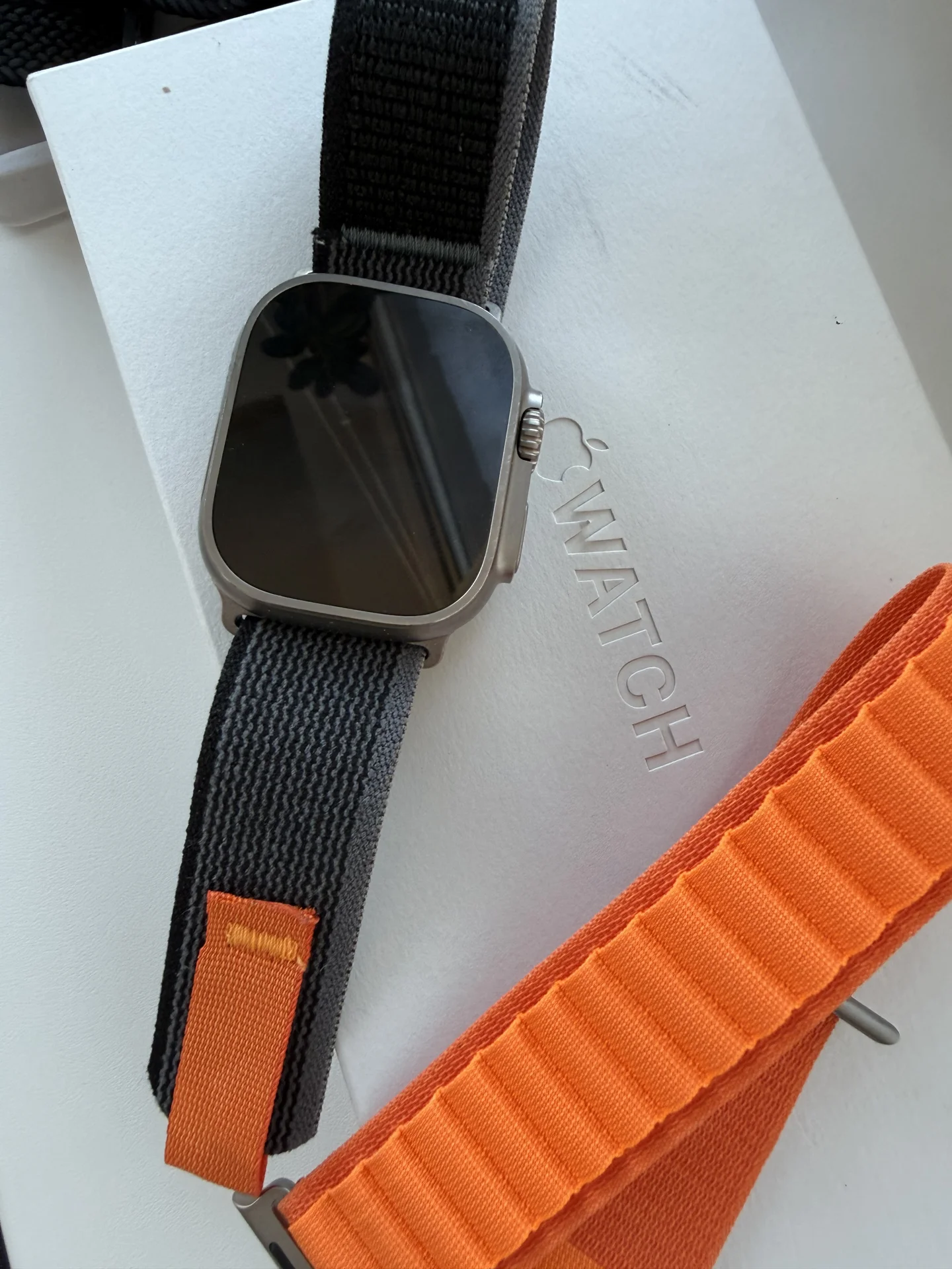 Apple Watch Ultra 2 titanium 49mm - миниатюра 2