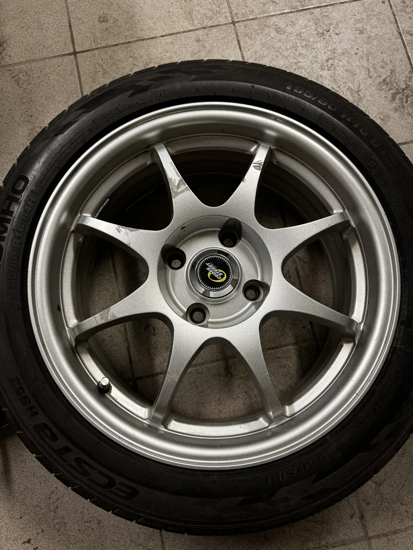 KUMHO 195/50r16 в сборе с дисками