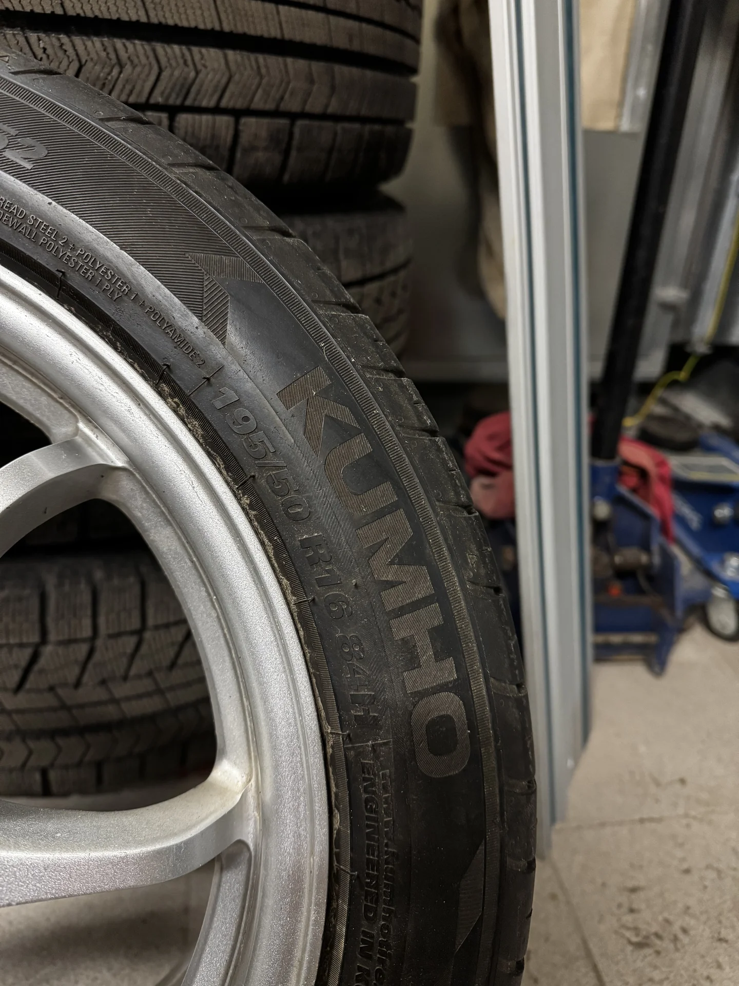 KUMHO 195/50r16 в сборе с дисками - миниатюра 3