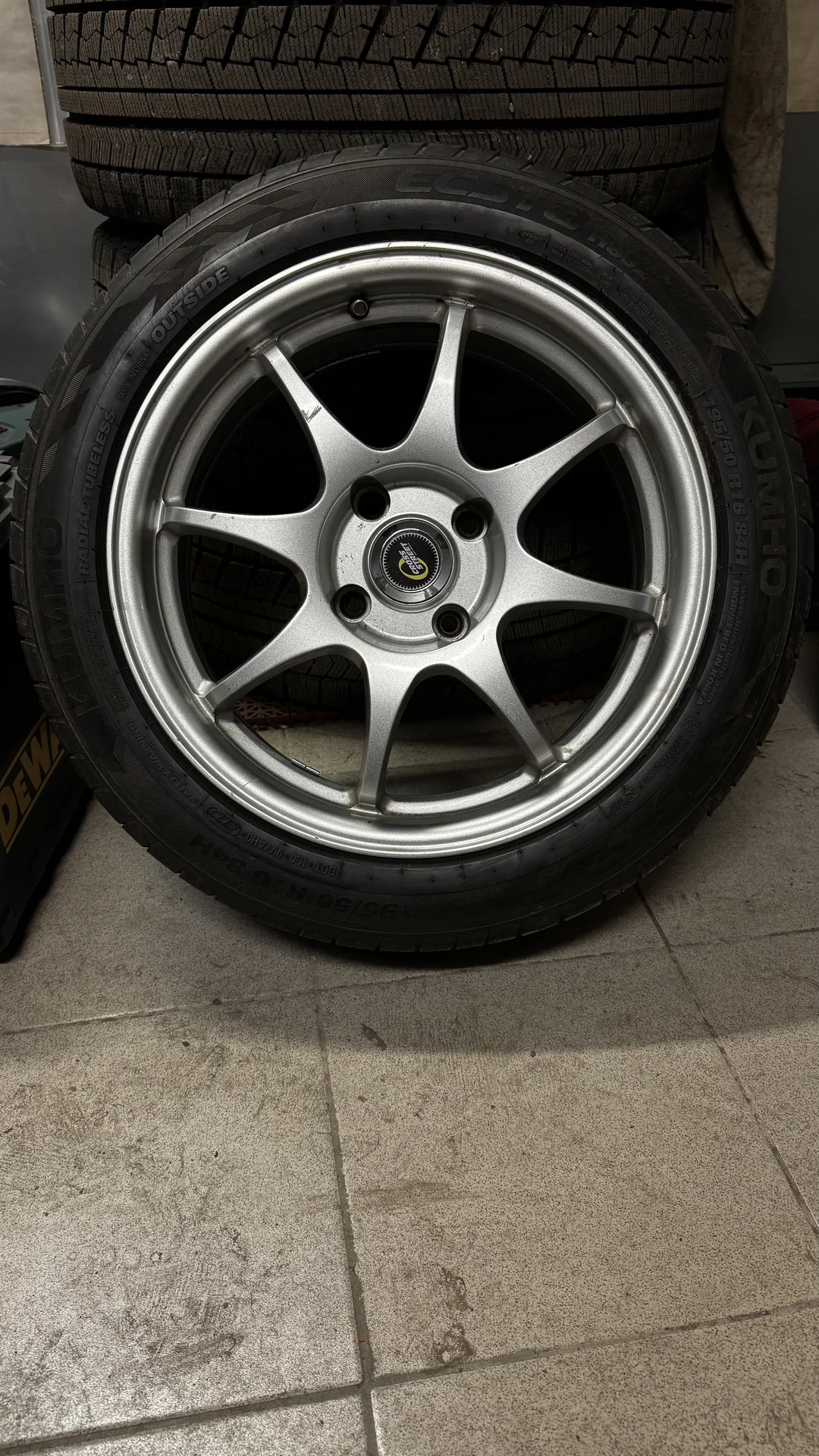 KUMHO 195/50r16 в сборе с дисками - миниатюра 7