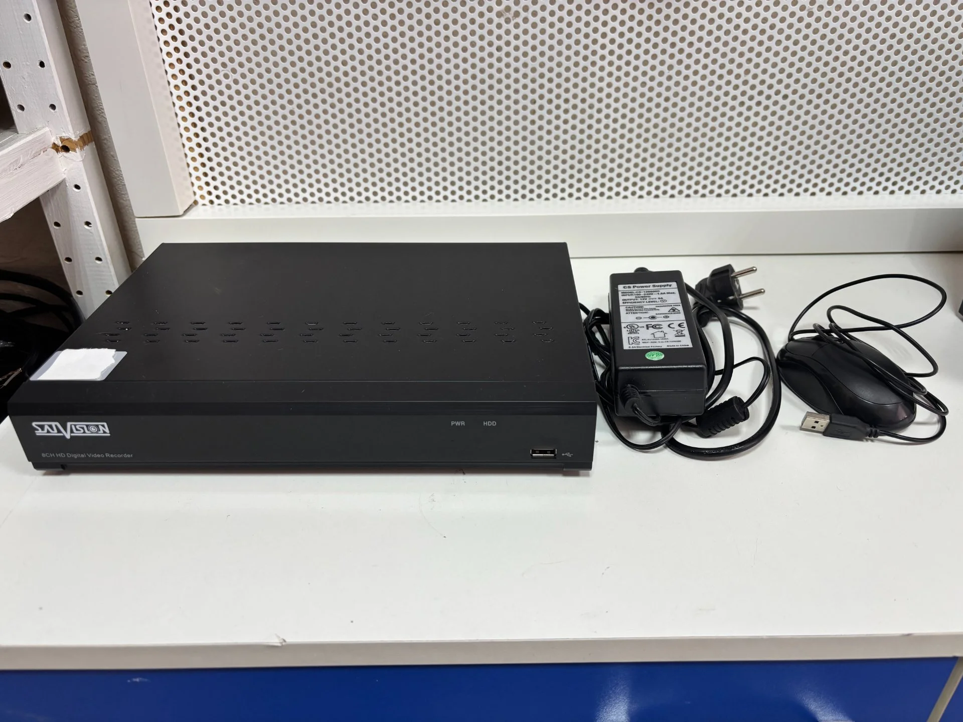 Satvision SVR-8115P Видеорегистратор - миниатюра 2
