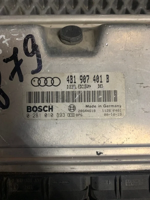 Блок управления (ЭБУ) Audi A6 C5 2.5 ТД 1999 - миниатюра 2