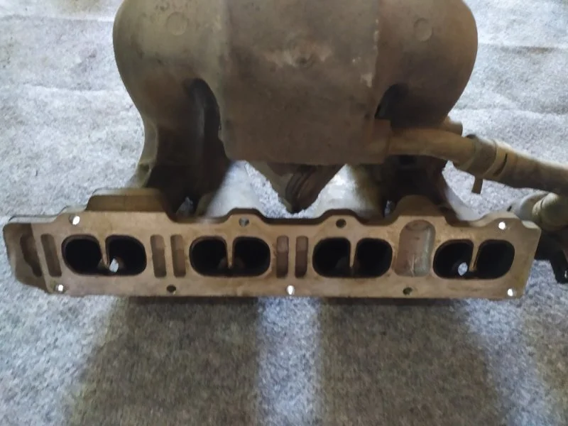 Коллектор впускной Chery Fora A21 A21 SQR484F 2007 - миниатюра 2