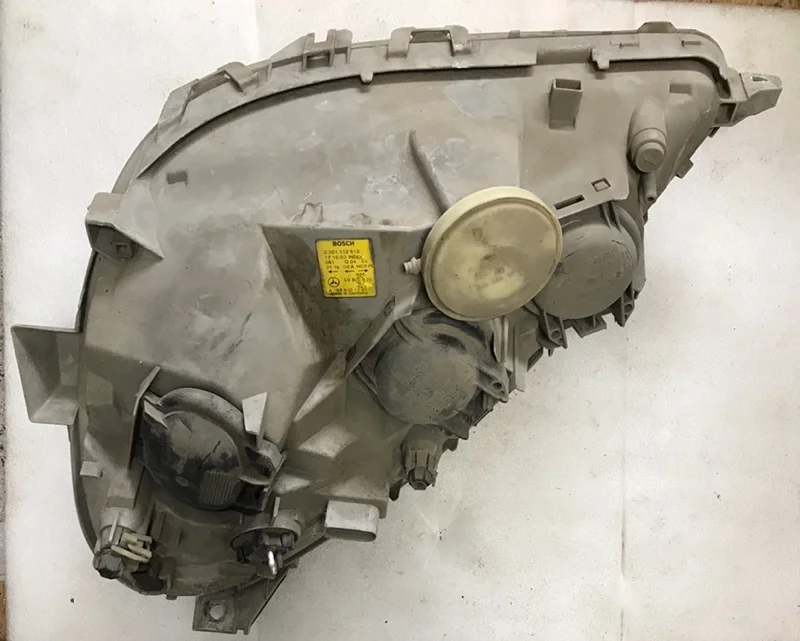 Фара передняя правая Mercedes-Benz W168 - миниатюра 2