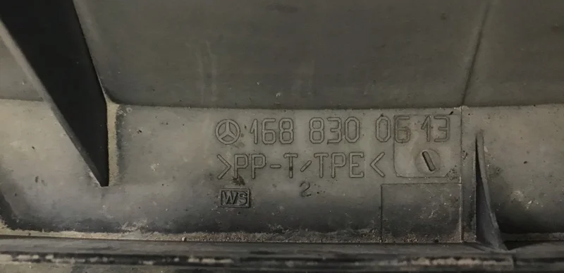 Жабо Mercedes-Benz A160 W168 166.960 2001 - миниатюра 2