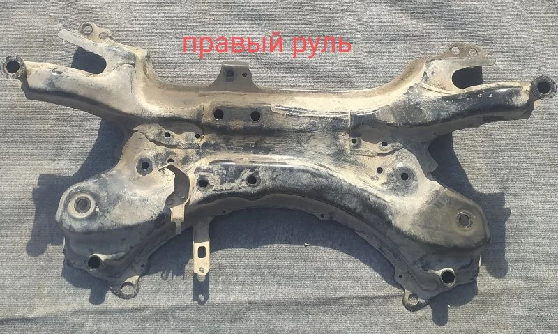 Балка подвески передняя Toyota auris E150 1ZNFE - изображение 1