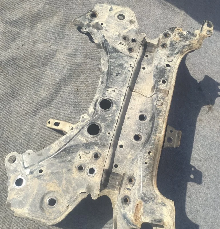Балка подвески передняя Toyota auris E150 1ZNFE - миниатюра 6