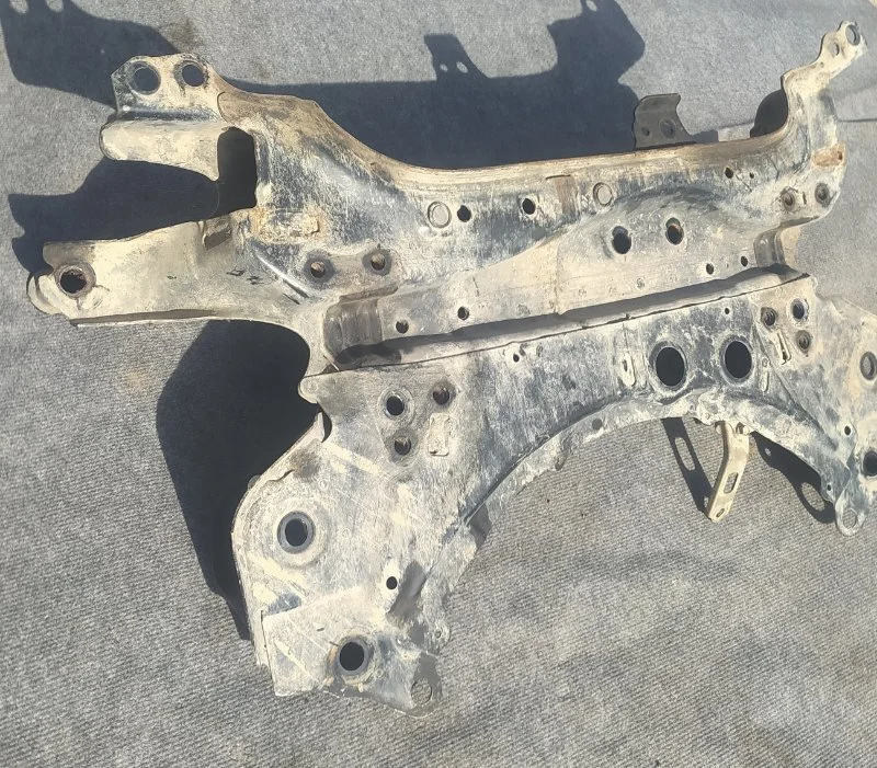 Балка подвески передняя Toyota auris E150 1ZNFE - миниатюра 7