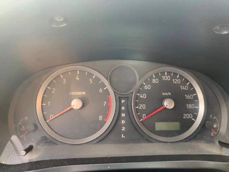 Щиток приборов suzuki liana ER 1.6 2005 - изображение 1