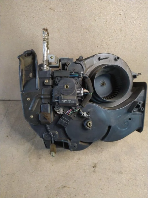 Корпус печки toyota duet M100A EJ 1999 - миниатюра 2