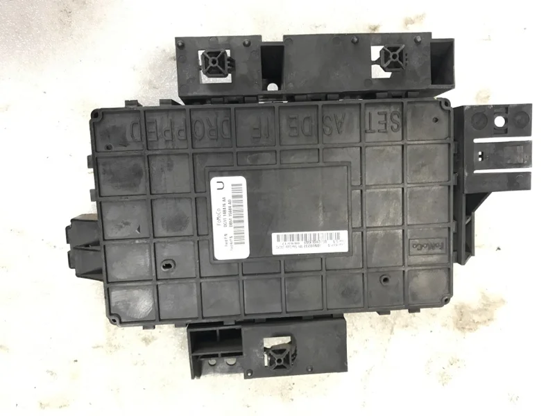 Блок предохранителей Ford Explorer U502 DS344AA - миниатюра 3